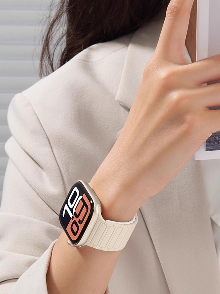 Zhang Qianyi's Same Style Suitable for S11 Apple S10 Watch Iwatch11 Strap Applewatch9 Magnetic Silicone S8 Wristband Ultra Women's Model Se Sports 8 Men's 7 High-End New Summer Breathable