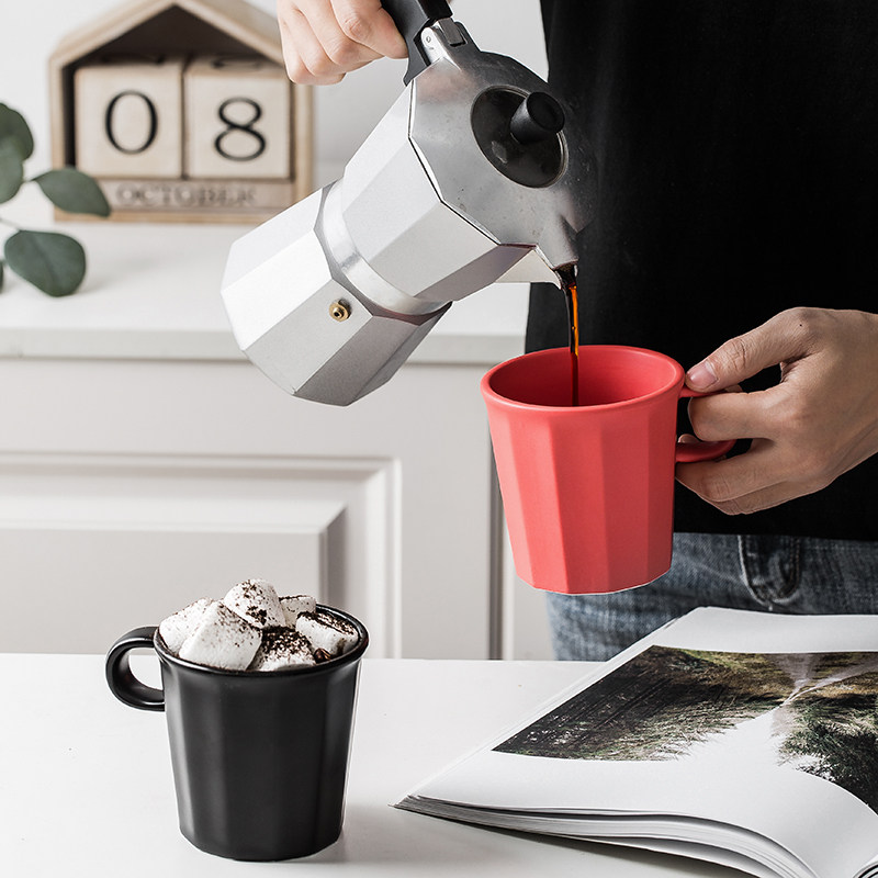 Japanese style creative colorful ceramic coffee cup Coffee cup mug Home coffee cup can be customized logo