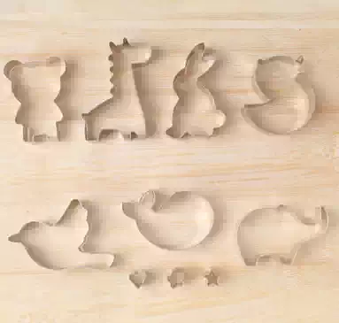 Watermelon carved flower steamed buns for young children Cut flowers Fancy animal noodles Baby artifact head and face plate printing kindergarten