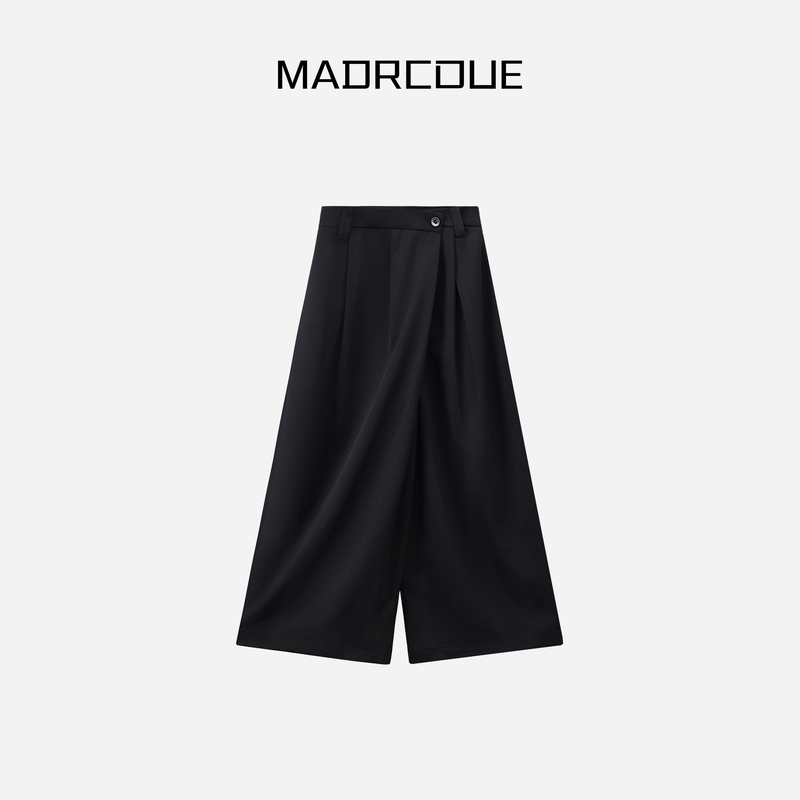 Jiang Kuaigai Diagonal Placket Pleated Flower Bud Cropped Pants 662570