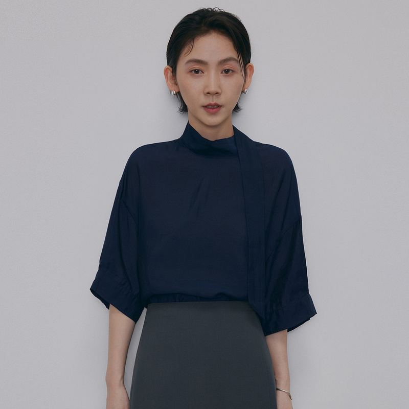 Jiang Qiaojie High-End Unique Collar Reversible Stylish Short-Sleeve Shirt 603152