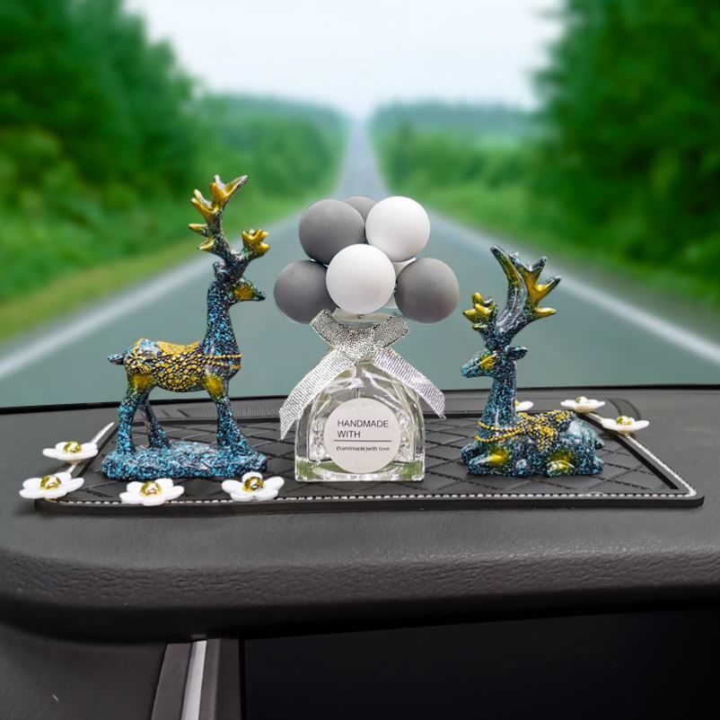 All the way safe deer car perfume ornaments high-end creative car interior decoration supplies Daquan car ornaments