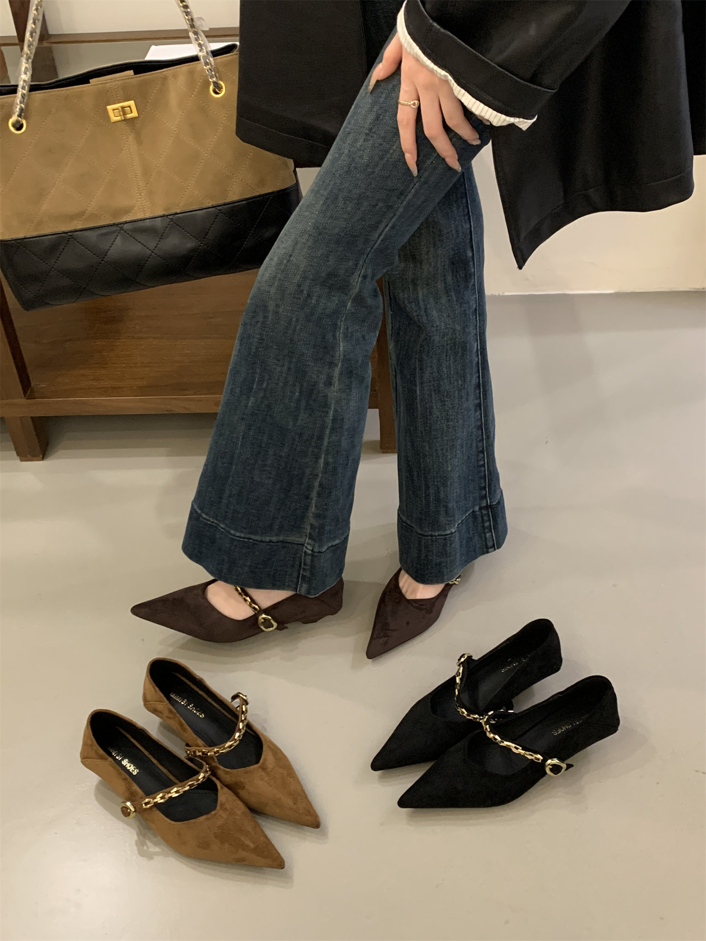 French-Style Pointed-Toe Chain Black Single Shoes for Women, 2026 Spring and Autumn New Style, Chunky Heel, High Heel, Commuting Evening Shoes