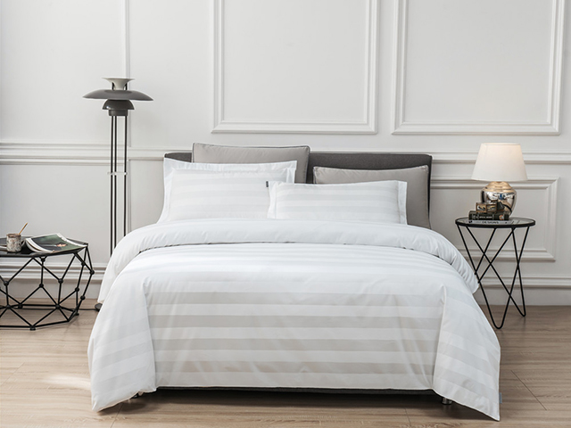 Hotel Wind Four sets of horse cotton streaks for four sets) COMOLUXE