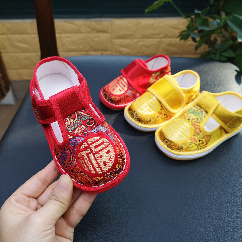 Old Beijing children's shoes thousand layers of baby hand cloth shoes baby national wind girl China Futang shoes spring