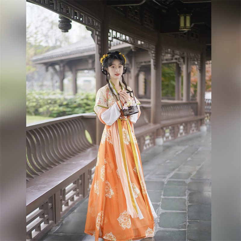 【Wan Chun】Yijinyun Original Tang Dynasty Hanfu Tang-Style Waist-Length Slimming Skirt Daily Wear Green and Yellow Full Set 【Wan Chun】Yijinyun Original Tang Dynasty Hanfu Tang-Style Waist-Length Slimming Skirt Daily Wear Green and Yellow Full Set