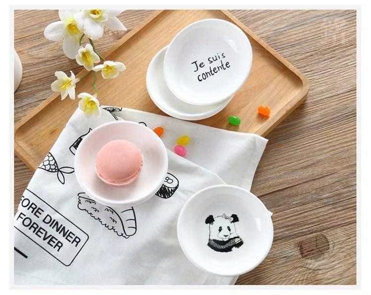 Spitting small ceramic plate plate ipads residue household table plate garbage 4 "lovely small flat round ipads