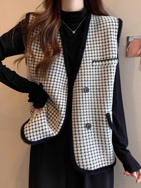 Knitted Vest Women's Cardigan Early Spring and Autumn 2025 New Popular Sweater Vest Loose Tweed Style Houndstooth Coat