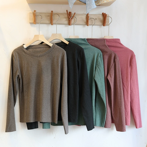 Базовый приятный телу демисезонный цветной приталенный удерживающий тепло лонгслив, высокий воротник