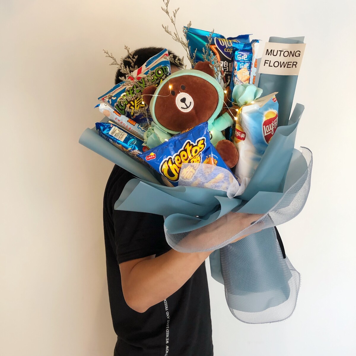 Net red snack bouquet Creative shake sound Birthday Lollipop Xuanhe Door spicy Strip Tanabata Valentine's Day Teacher's Day gift