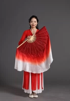 (Шелк) Бордовый, окрашенный с обратной стороны 36 Gone 30, за исключением шелкового шарфа.