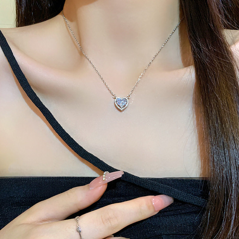 srrmhyn titanium steel Summer 100 Lap Loving Necklace Women Ins Light Extravagant lukewarm wind locks Bone Chain Design Sense-Taobao