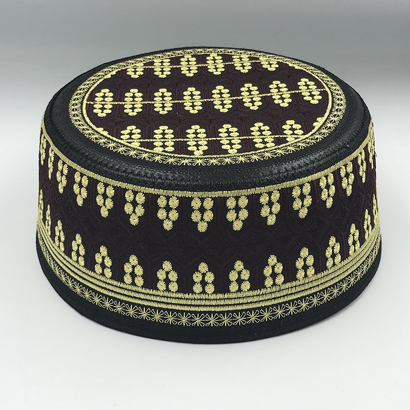 New worship cap Back to the men Purple Red Yellow Hat Flat Top Round Edge Embroidered Saudi National Wind Back To Cap