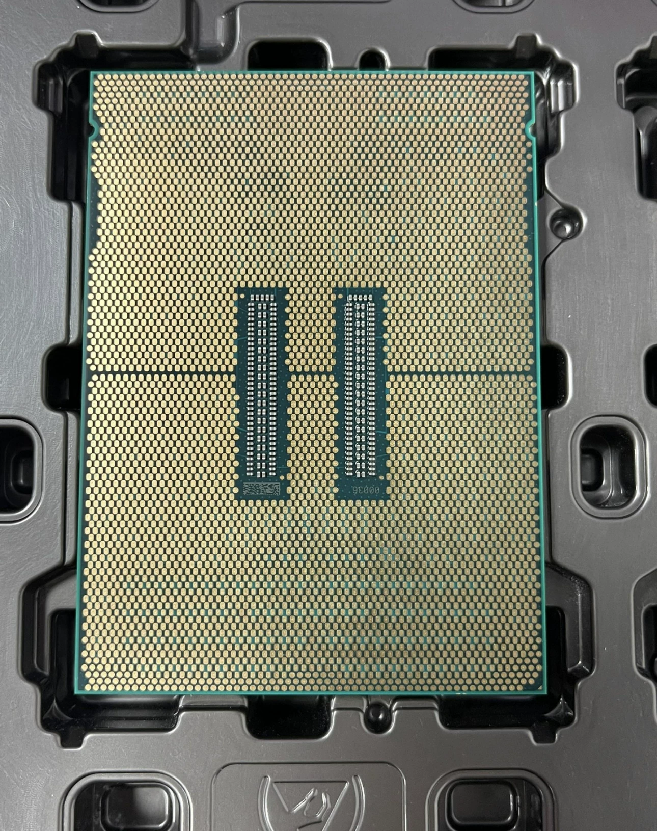 IntelXeonXEON 6434 6433N 6433NE 6443N 6438H 6444Y 4677-пин CPU