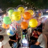 Земля -точка активности небольшой подарочный шарик творческий двойной слой сетка красная волна мяч Ball Square Street Street Scan Scan Код дренаж артефакт