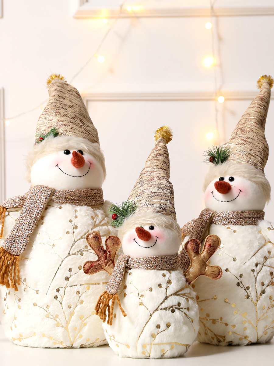 Christmas Snowman Doll plush doll fucking duffle in shopping mall window pile scene arranged Christmas decoration