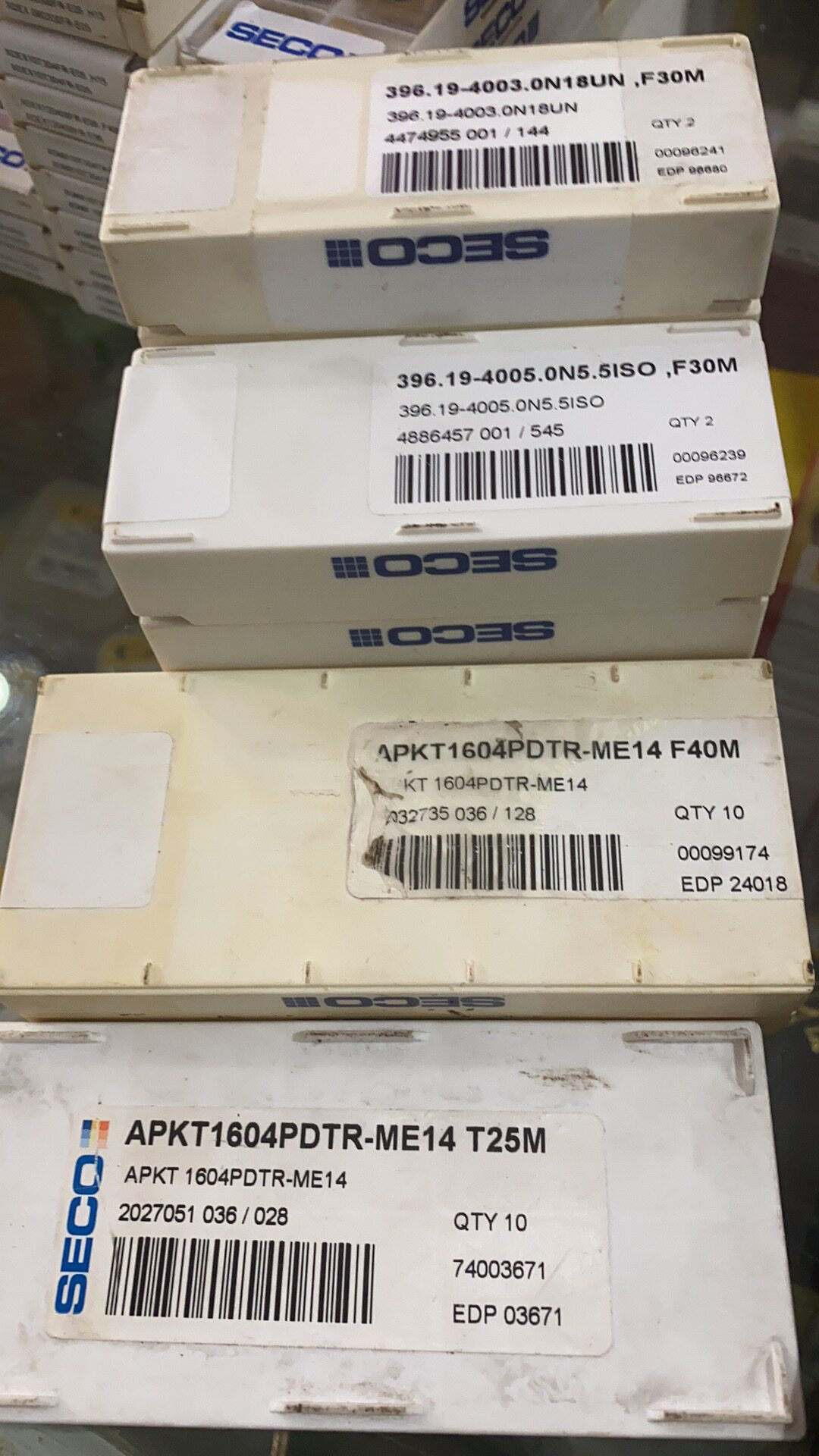 CNMG090304-M3TP2000 CNMG090304-M3TP2000 CNMG120404-MF1 CP20 CP20 the CNMG090304-M3TP2000 CNMG120404-MF1