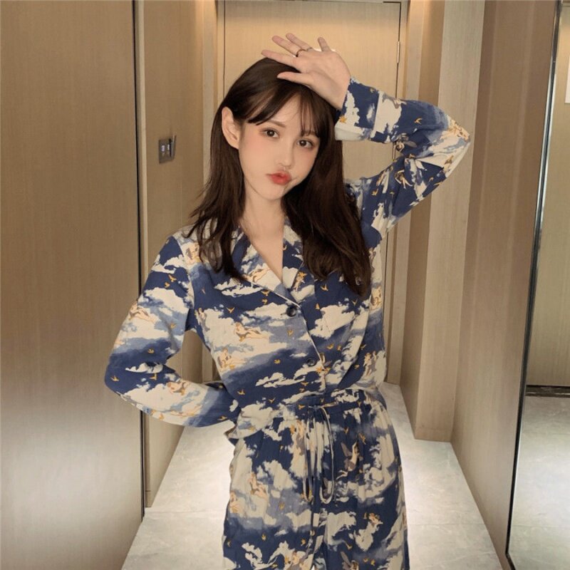 Sleepwear Women 2020 Autumn Winter New Korean version Long sleeves Long sleeves Long pants loose casual outwear net red cardiovertresses house ladies