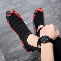 Mens shoes Summer breathable shoes Mens wave shoes 2022 new tides One foot pedal cloth shoes mens tennis face elastic stockings shoes