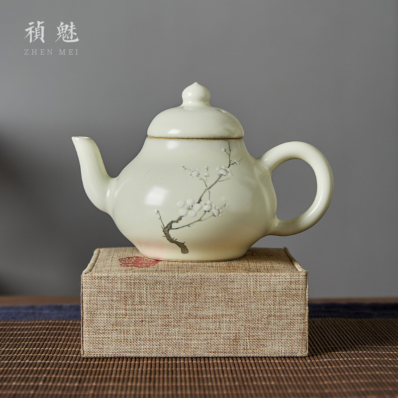 Shot incarnate your up hand - made name plum blossom put little teapot jingdezhen ceramic kung fu tea set household ball hole filter the teapot