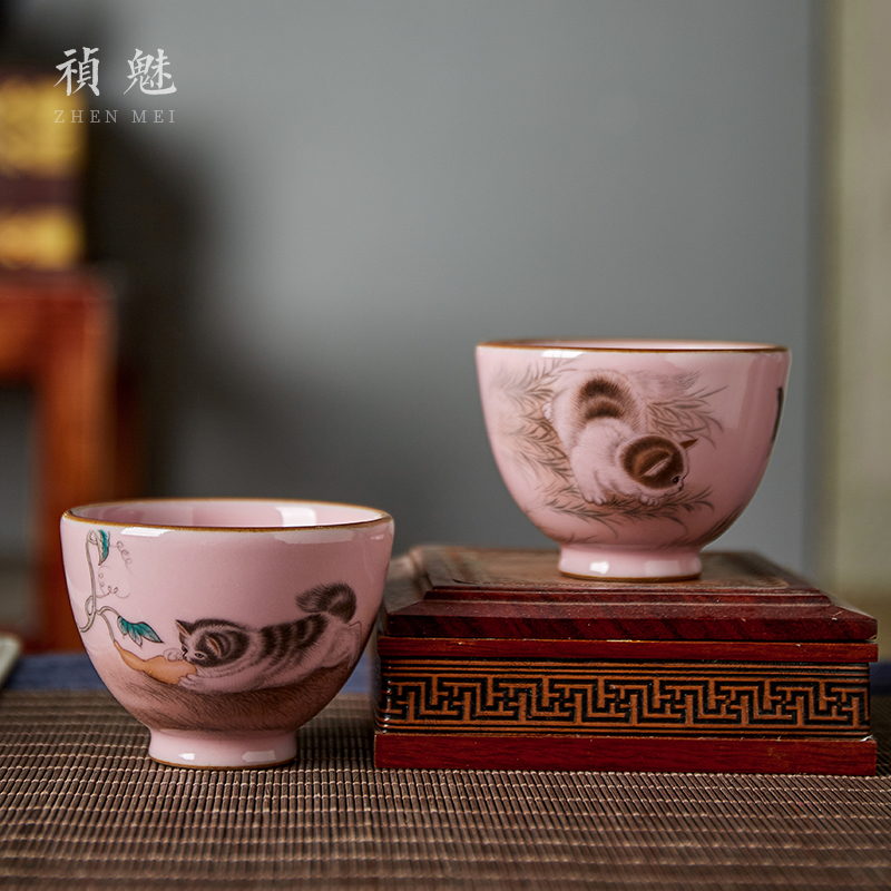Shot incarnate your up hand - made the cat jingdezhen ceramic cups kung fu tea set personal sample tea cup master cup single CPU