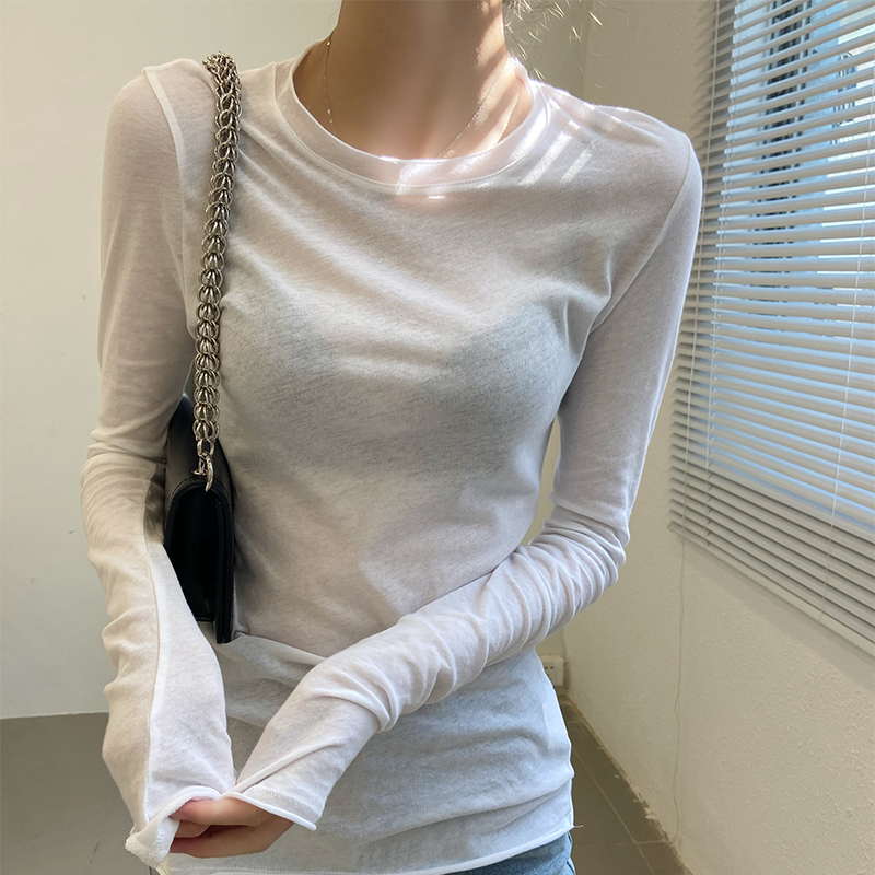 White Long-Sleeved T-Shirt for Women, 2026 New Thin Style, Slightly See-Through, Slim-Fitting Top, Sun Protection Cover-Up