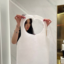 Disposable apron for adult dining lobster hot pot barbecue Yuechuang household anti-oil PP bamboo fiber bib