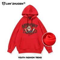 Женщины с бархатным красным