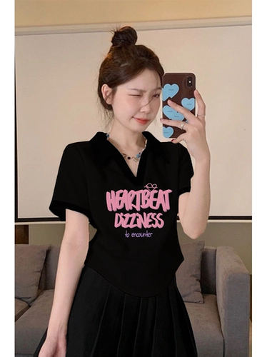 Черная короткая летняя футболка, V-образный вырез, городской стиль, короткий рукав