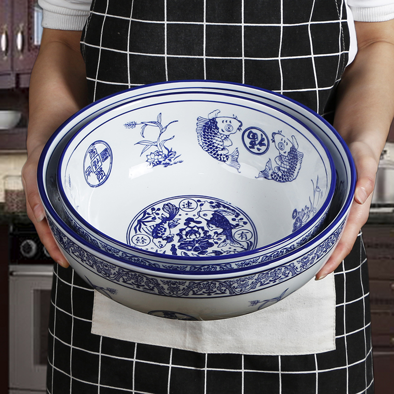 Large bowl of very Large heavy household ceramic bowl of blue and white fish soup bowl bowl of soup basin bowl ltd. big never seafood dishes