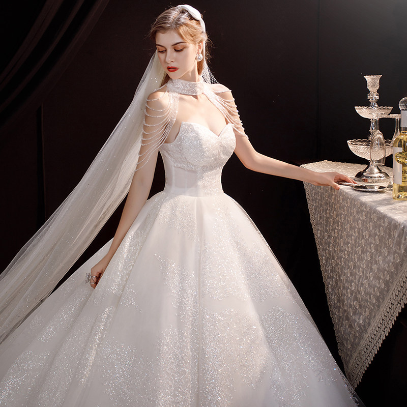 2021 French strapless light main wedding dress winter new bride temperament big tail starry sky dream little man