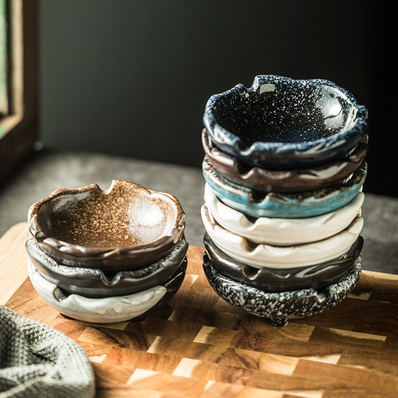 Day Style Ashtrays Creativity Ceramic Smoke Cylinders Retro Smoke Disc Restaurant Business Hotel Ashtrays Personality Tabletop Pendulum-Taobao