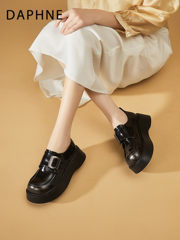 Daphne Thick-Soled Derby Shoes for Women 2026 New Autumn and Winter Large-Toe Loafers British Style Small Leather Shoes Commuter Shoes