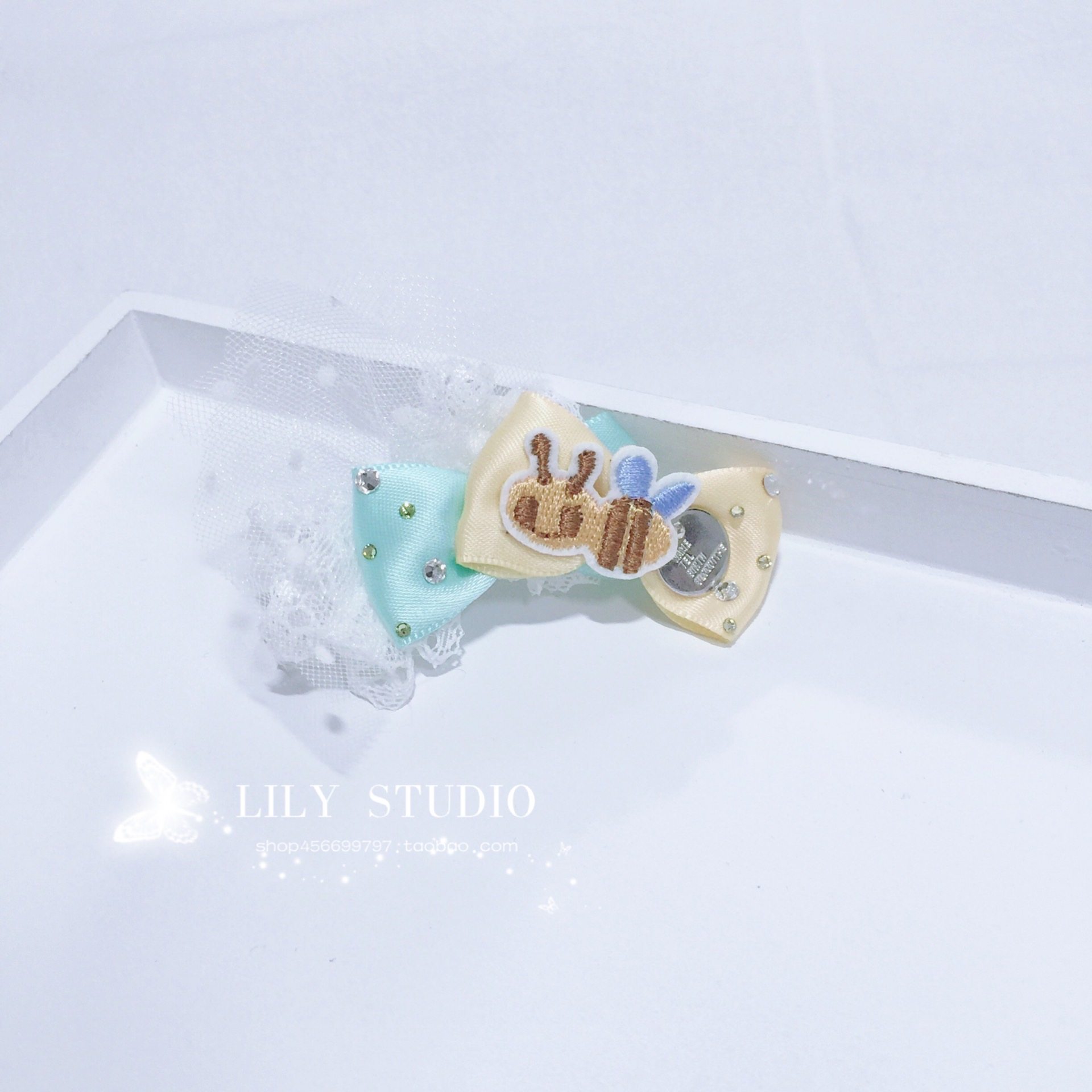 Lily studio handmade pet headgear Teddy Yorkshire Shisch Marchis hit color bee hairpin