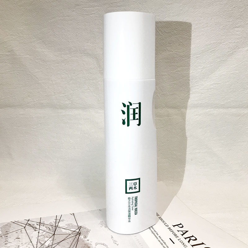 三草良母の春秋収穫化粧水と新発売の蘭保湿エッセンスウォーター（裸ボトル）の新しいパッケージ