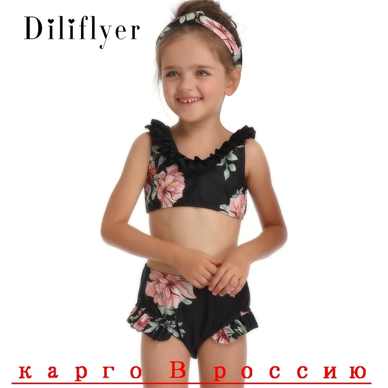 NChildren's Swimsuit у