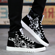 Canvas giày nam giúp đỡ cao vào mùa hè hipster giày Hàn Quốc phiên bản của giày vải sinh viên xu hướng mùa thu giày bảng. Nổ cao giày nam