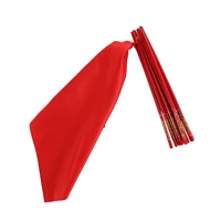 24 см2 положите в общей сложности 8 одиночного красного шелка (4 на руку)