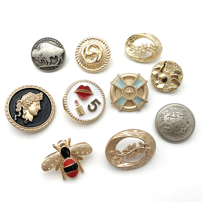 Red Gold Black Metal Bee Fashion Button Coat Coat Decorative Button 5 Lipstick Beauty Head Button