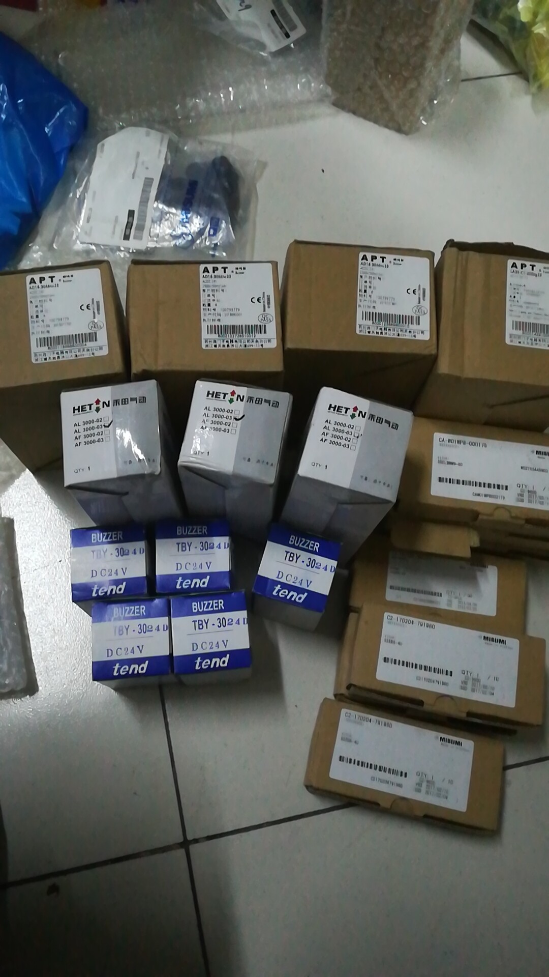 ~ AD16-30M W23 24V BRAND NEW ORIGINAL 