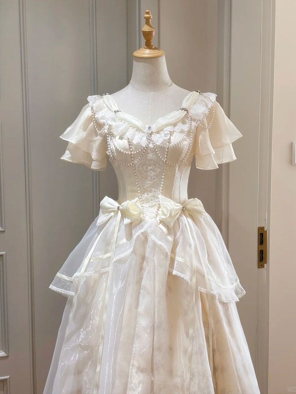 Girl's Poetry Spring and Summer Light Apricot Print Palace Style Elegant and Noble Girl's White Moonlight Long Dress Lolita
