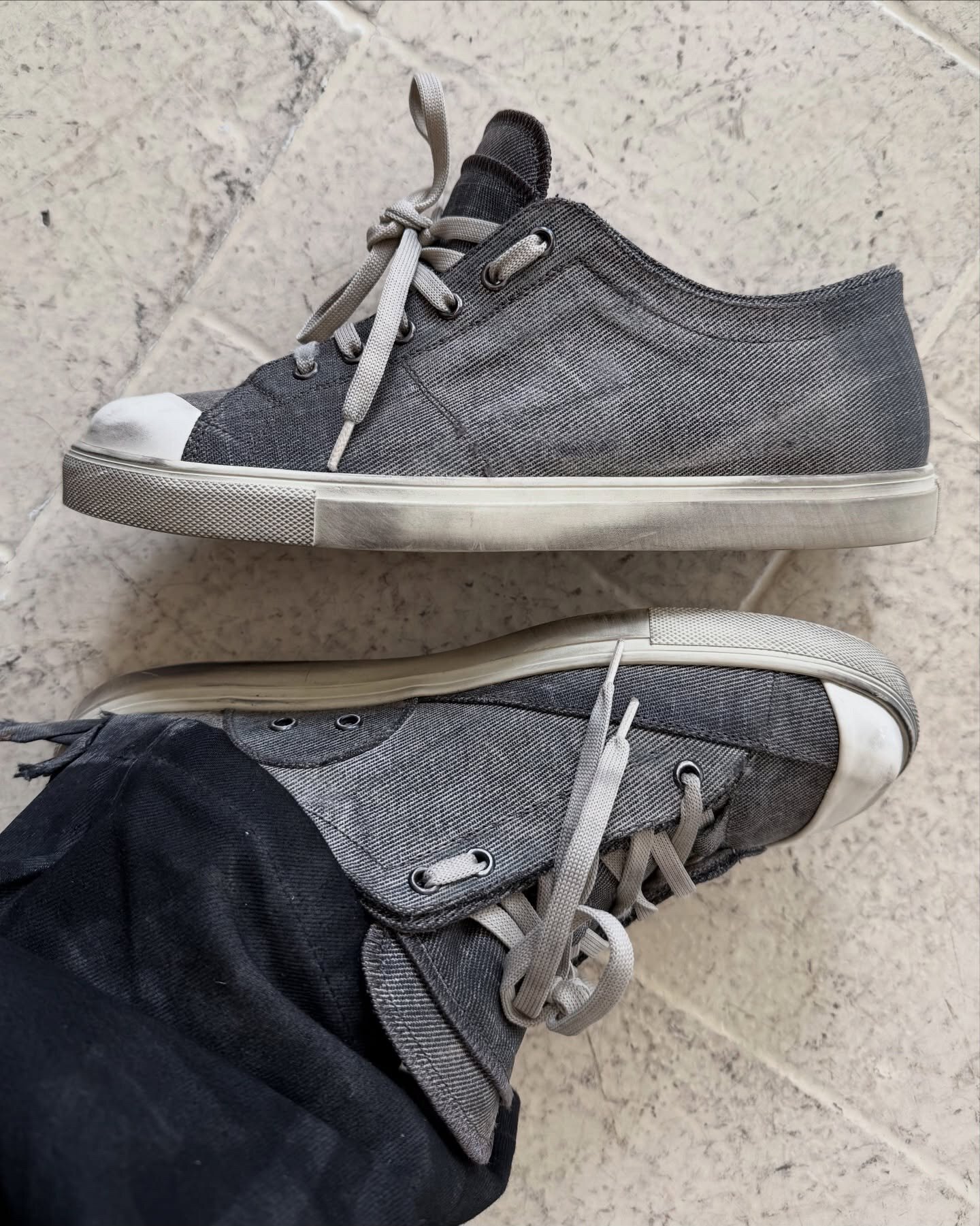 VOWPROGRESS Double-Layer Canvas Denim Low-Top Sneaker