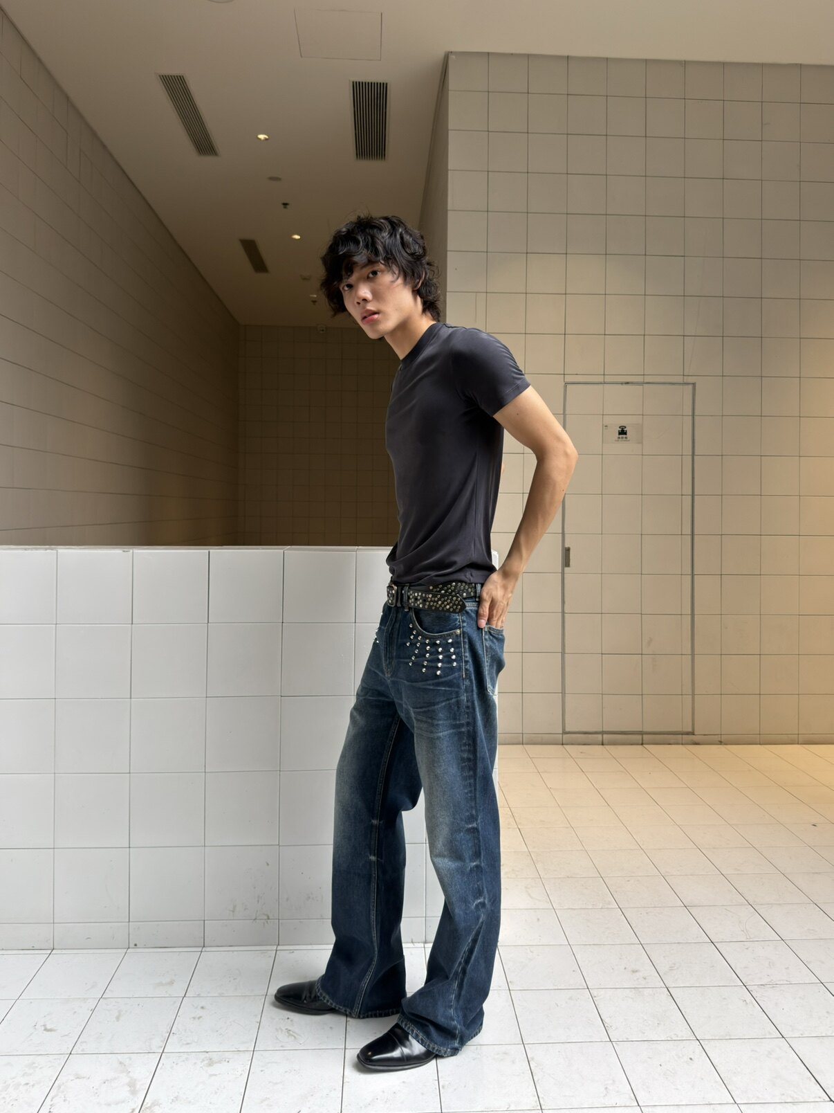 VOWPROGRESS Studded Rivet Dark Blue Flared Jeans