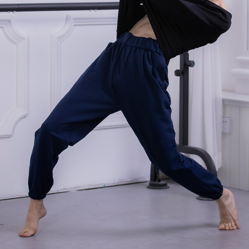 New modern dance pants radish pants practice pants ballet pants slim feet pants training men and women closed dance pants