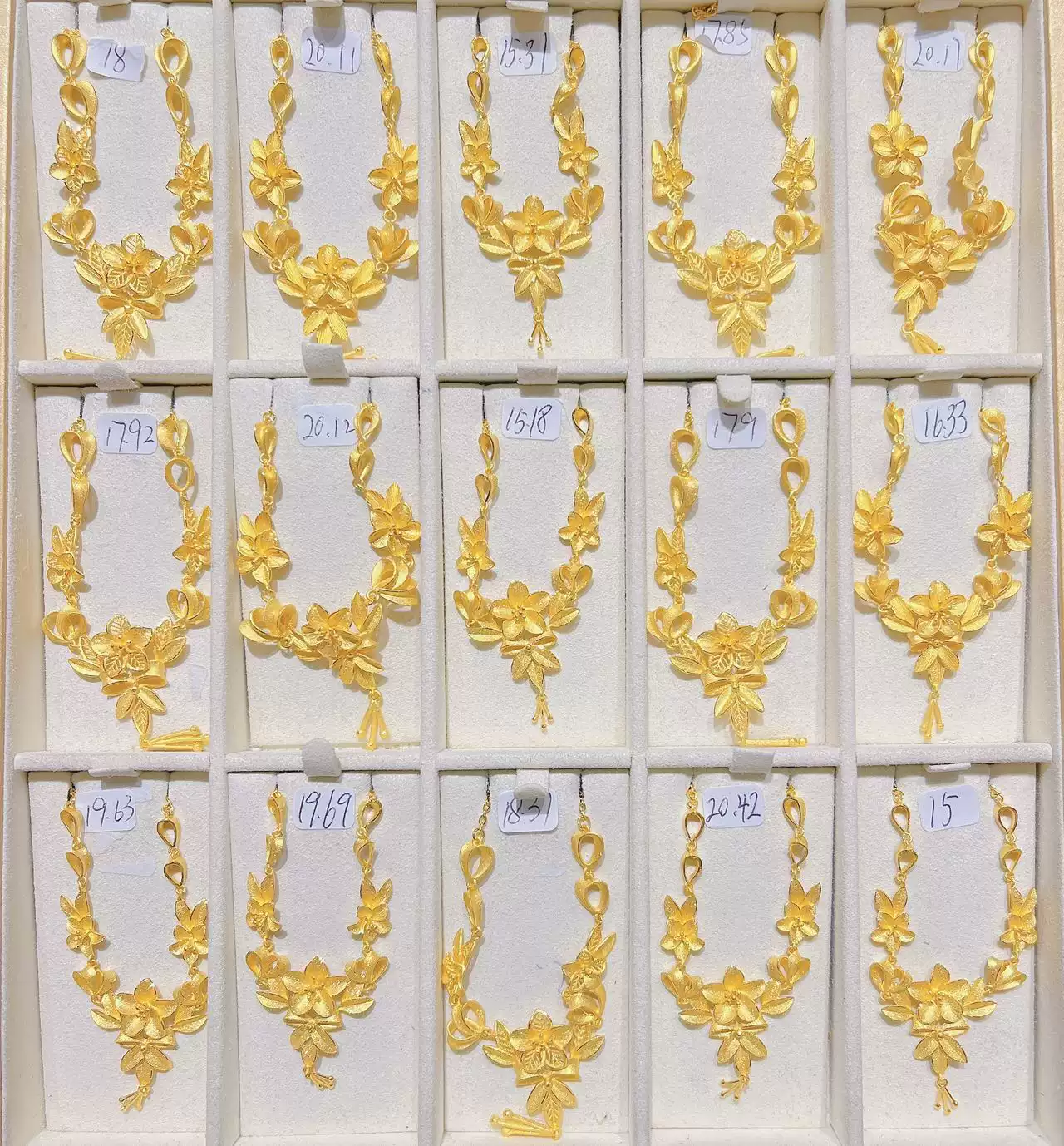 深圳水貝黃金足金999.9男士黃金項鏈，需聯繫客服拍實時金價爲準