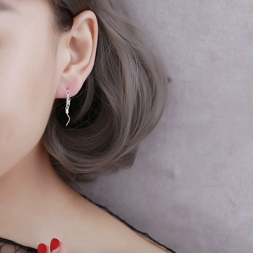 Трехмерные короткие маленькие серьги, серебро 925 пробы, простой и элегантный дизайн