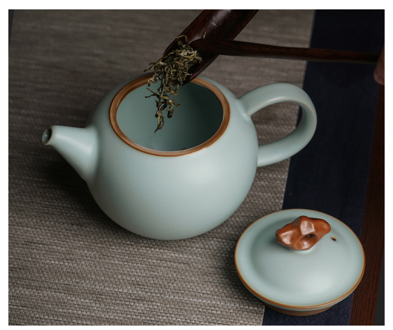 Hand your up household archaize of jingdezhen ceramic teapot single pot gift porcelain tea open piece of ice to crack glaze porcelain