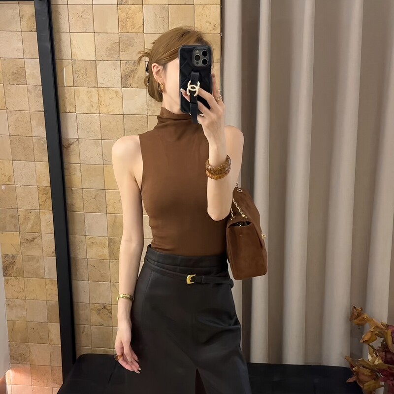 Sexy Retro Slim-Fit High-Neck Sleeveless Vest for Women, 2026 Early Autumn New Style, Pure Desire Style, Waist-Cinching, Slimming Base Top Sexy Retro Slim-Fit High-Neck Sleeveless Vest for Women, 2026 Early Autumn New Style, Pure Desire Style, Waist-Cinching, Slimming Base Top