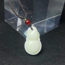 Shaanxi Xian specialty Lantian jade floating green gourd pendant natural living jade fortune fortune transfer jade gourd for men and women