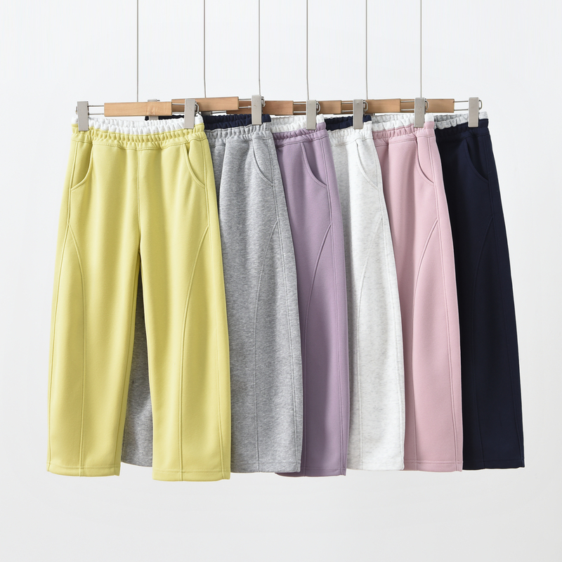 2026 Spring and Autumn Style Unisex Children's Parent-Child Pants Banana Pants Children's Curved Sports Casual Pants Versatile Sweatpants 2026 Spring and Autumn Style Unisex Children's Parent-Child Pants Banana Pants Children's Curved Sports Casual Pants Versatile Sweatpants